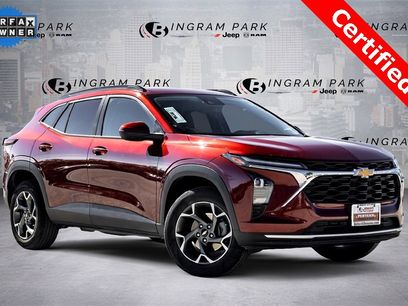 Used 2025 Chevrolet Trax LT w/ Driver Confidence Package