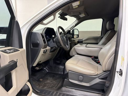 Used 2022 Ford F350 XL w/ Power Equipment Group AWD/4WD image 11