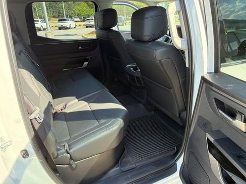 Used 2022 Toyota Tundra Limited AWD/4WD image 29