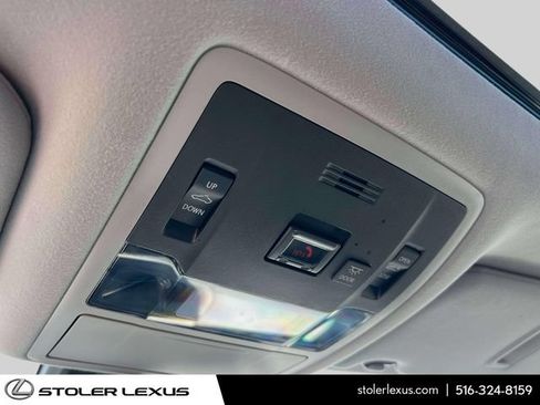 Used 2022 Lexus RX 450h AWD w/ Premium Package image 39