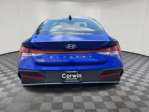 Used 2024 Hyundai Elantra SEL FWD image 6