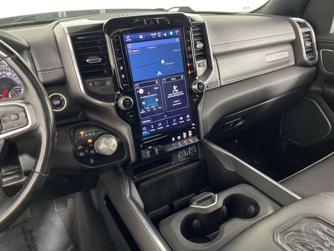 Used 2022 RAM 1500 Laramie AWD/4WD image 28