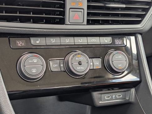 Used 2025 Volkswagen Jetta S image 14