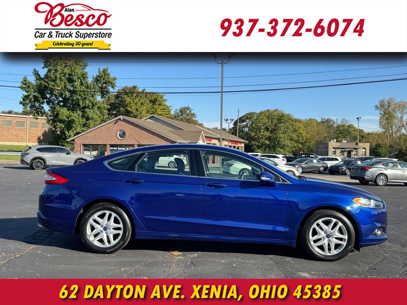 Used 2016 Ford Fusion SE w/ Equipment Group 202A FWD image 3