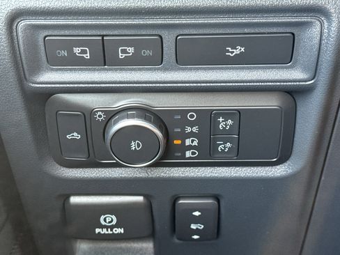 Used 2022 Ford F150 XLT w/ Equipment Group 302A High image 22