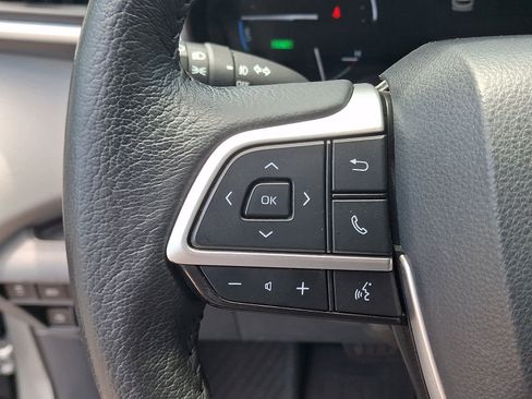 Certified 2021 Toyota Sienna XLE w/ XLE Plus Package FWD image 24