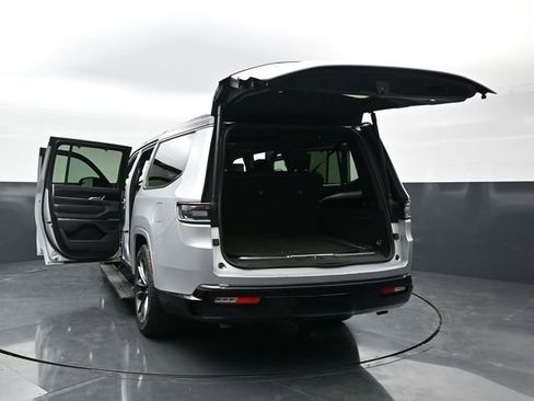 Used 2024 Jeep Grand Wagoneer L Series III w/ Quick Order Packagew 28T AWD/4WD image 47