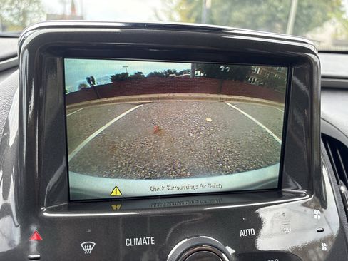 Used 2014 Chevrolet Volt Premium w/ Premium Trim Package FWD image 15