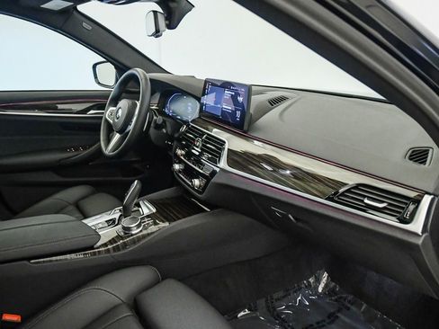 Certified 2023 BMW 540i w/ M Sport Package RWD image 16