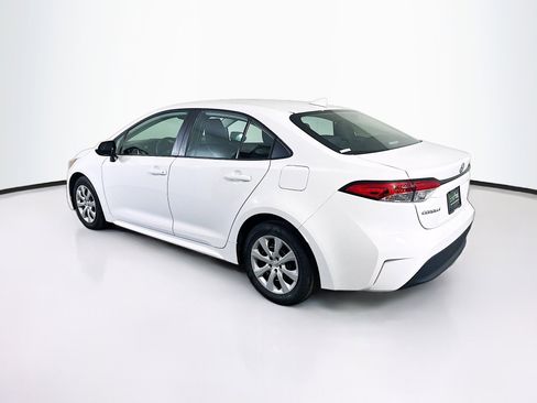 Used 2024 Toyota Corolla LE FWD image 5