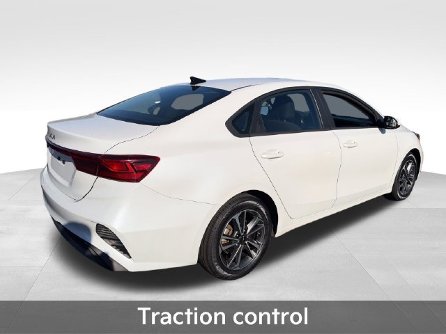 Used 2024 Kia Forte LXS FWD image 8
