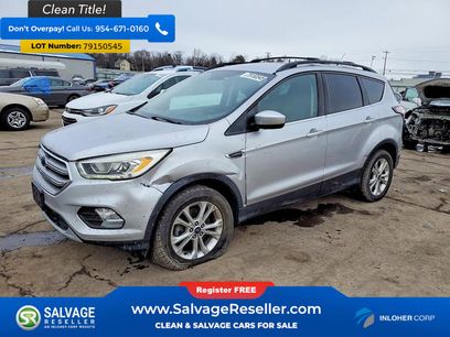 Used 2017 Ford Escape SE w/ Equipment Group 201A