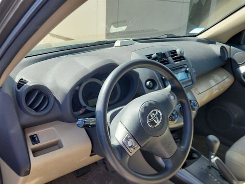 Used 2012 Toyota RAV4 4WD w/ Value Pkg image 10