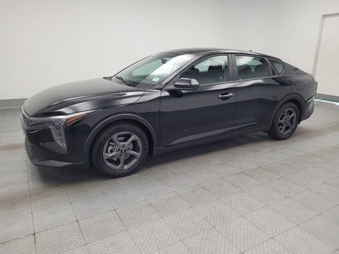 Used 2025 Kia K4 FWD image 2