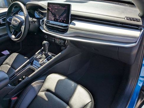 Used 2024 Jeep Compass Limited image 20