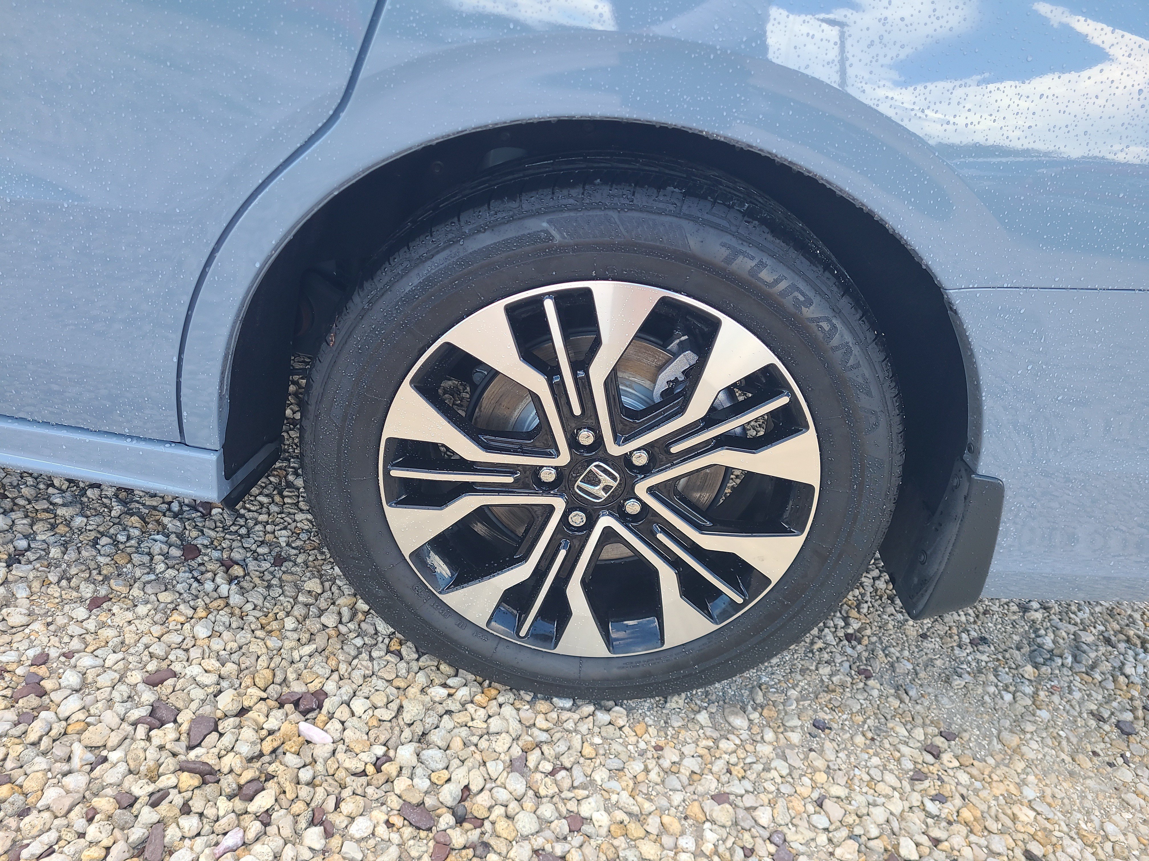 Used 2025 Honda Odyssey Elite image 8