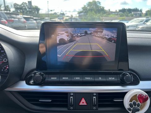 Certified 2023 Kia Forte LXS w/ LXS Technology Package FWD image 10