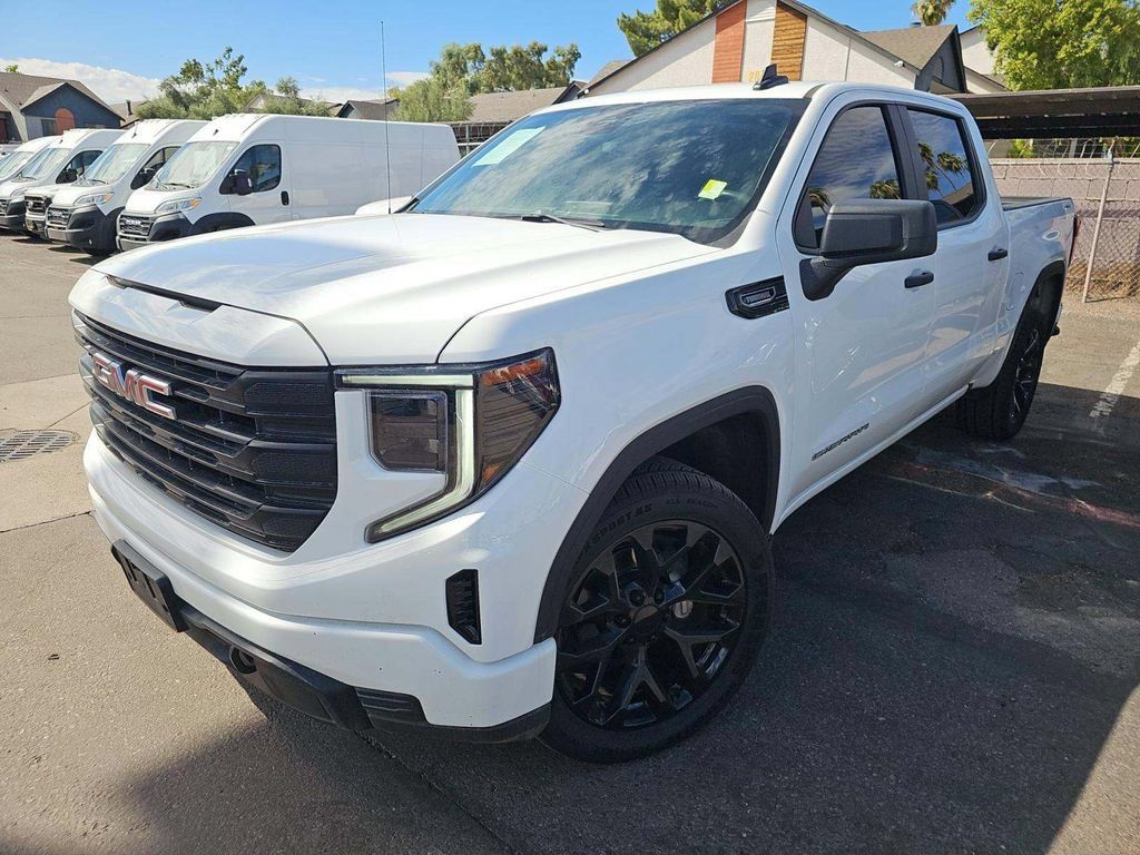 Used 2025 GMC Sierra 1500 Pro w/ Graphite Edition AWD/4WD image 1