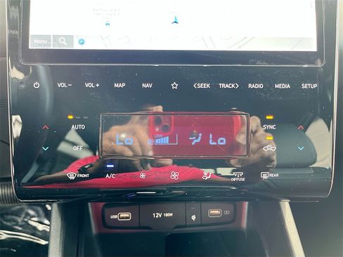 Used 2024 Hyundai Santa Cruz XRT image 16