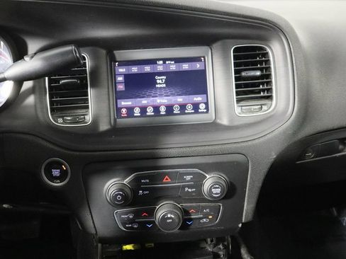 Used 2020 Dodge Charger Police image 18