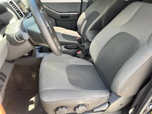 Used 2015 Nissan Xterra S w/ Value Package AWD/4WD image 14