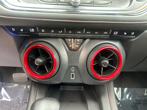 Used 2024 Chevrolet Blazer RS w/ Enhanced Convenience Package FWD image 35
