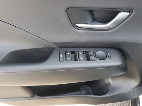 New 2026 Hyundai Kona SEL Premium AWD/4WD image 18