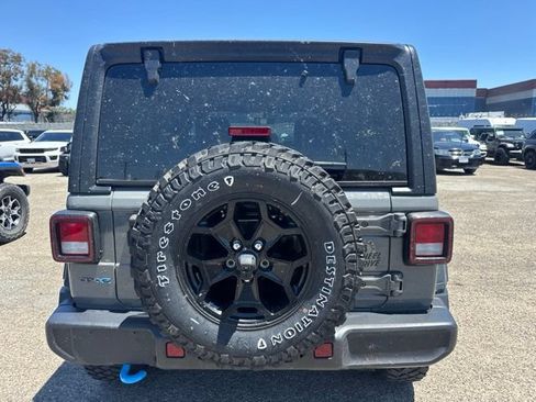 Used 2023 Jeep Wrangler Unlimited w/ Cold Weather Group AWD/4WD image 6