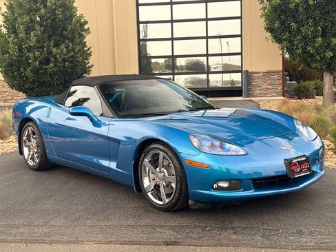 Used 2009 Chevrolet Corvette Convertible RWD image 3