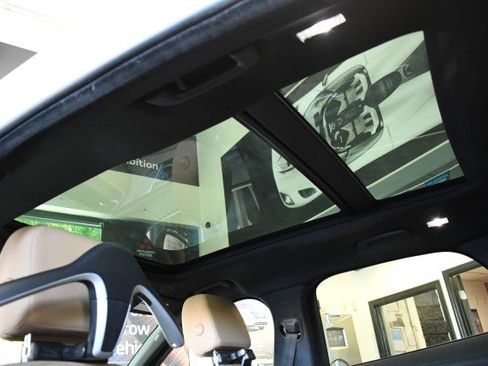 Used 2022 Jaguar F-PACE S AWD/4WD image 22