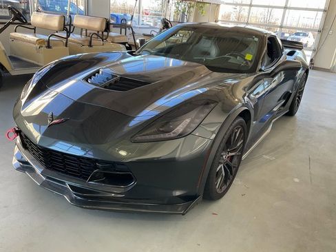 Used 2018 Chevrolet Corvette Z06 image 3