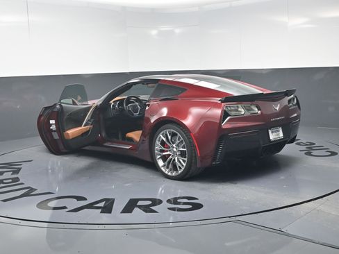 Used 2016 Chevrolet Corvette Z06 w/ 2LZ Preferred Equipment Group image 28