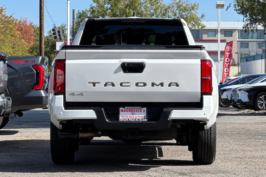 Certified 2026 Toyota Tacoma SR5 AWD/4WD image 4