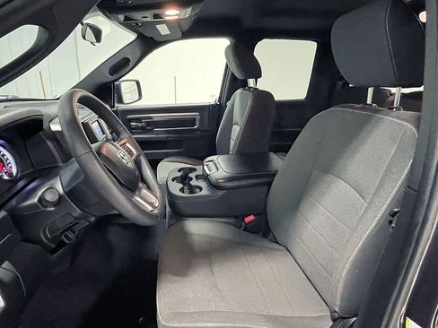 Used 2022 RAM 1500 Classic Warlock image 3