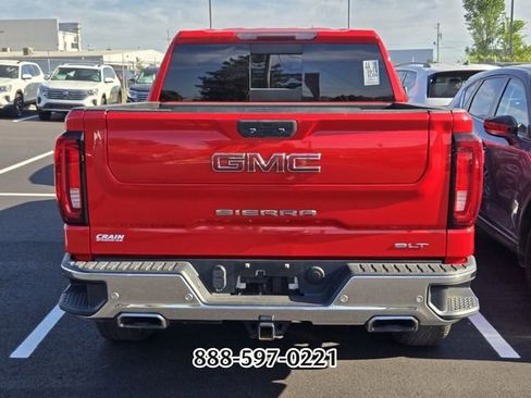 Used 2019 GMC Sierra 1500 SLT w/ SLT Premium Plus Package AWD/4WD image 4