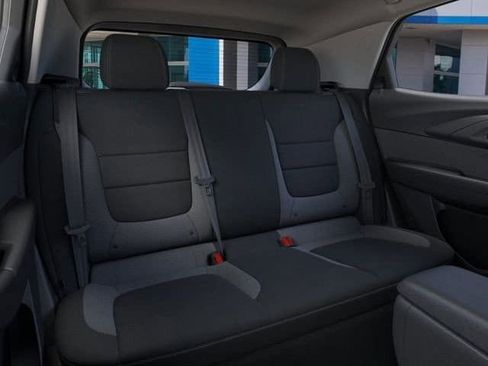 New 2026 Chevrolet TrailBlazer LT w/ LT Cold Weather Package FWD image 18