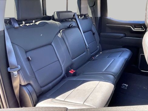 Used 2026 GMC Sierra 1500 SLT AWD/4WD image 20