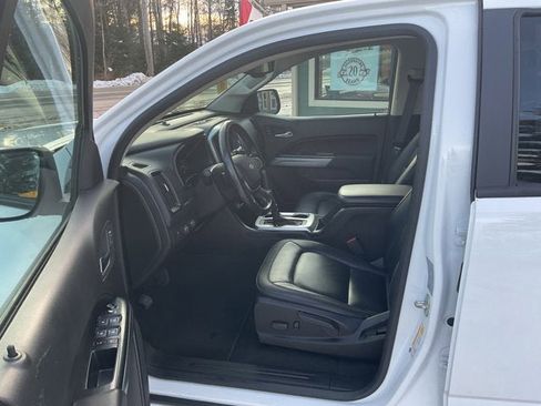 Used 2021 Chevrolet Colorado LT w/ Luxury Package image 14