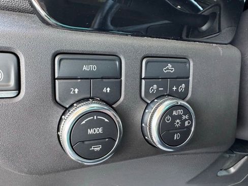 Used 2022 GMC Sierra 1500 Elevation image 18