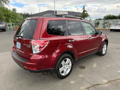 Used 2010 Subaru Forester 2.5X Premium AWD/4WD image 5