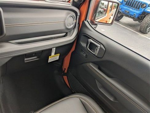 New 2025 Jeep Wrangler Unlimited Sahara AWD/4WD image 12