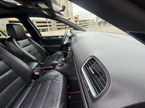 Used 2014 Volkswagen GTI Driver's Edition FWD image 26
