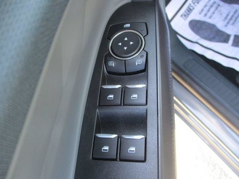 Used 2025 Ford Maverick Lobo AWD/4WD image 10