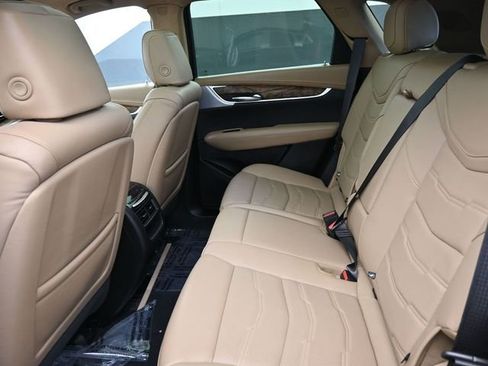 Used 2024 Cadillac XT5 Premium Luxury w/ Platinum Package image 17