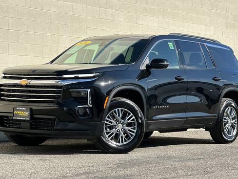 Certified 2024 Chevrolet Traverse LT image 8