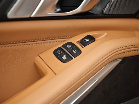 New 2026 BMW X7 xDrive40i w/ M Sport Package image 25