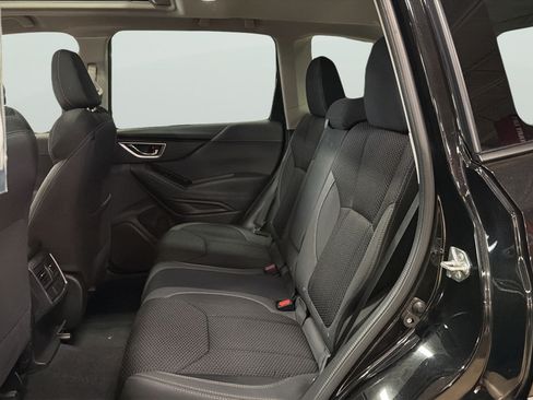Used 2023 Subaru Forester Premium AWD/4WD image 25