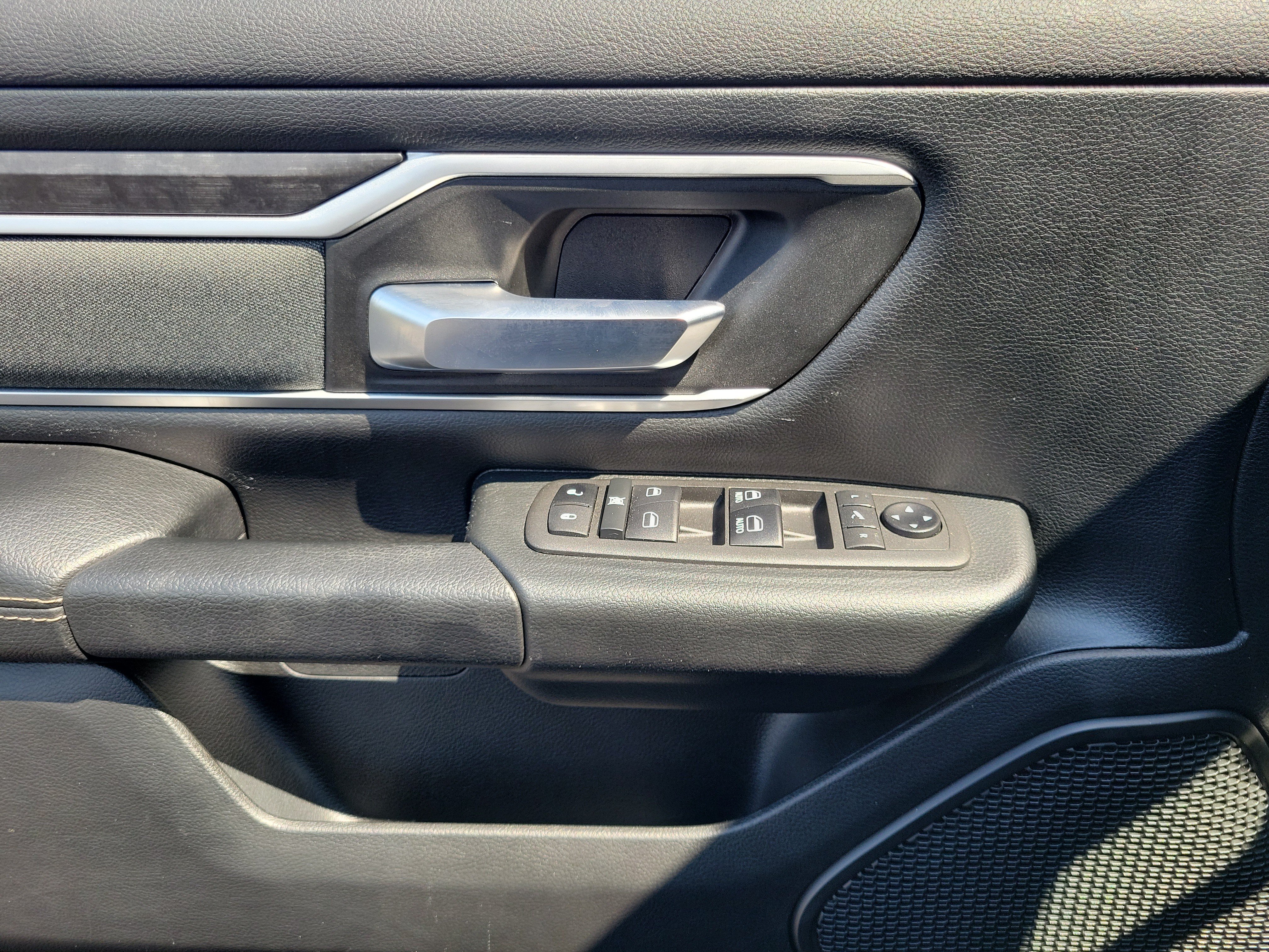 Used 2021 RAM 1500 Big Horn AWD/4WD image 17