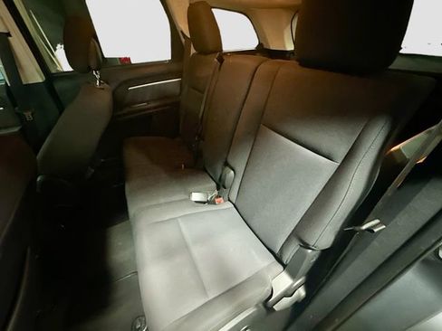 Used 2010 Dodge Journey SXT image 22