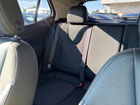 Used 2025 Buick Encore GX Preferred image 37